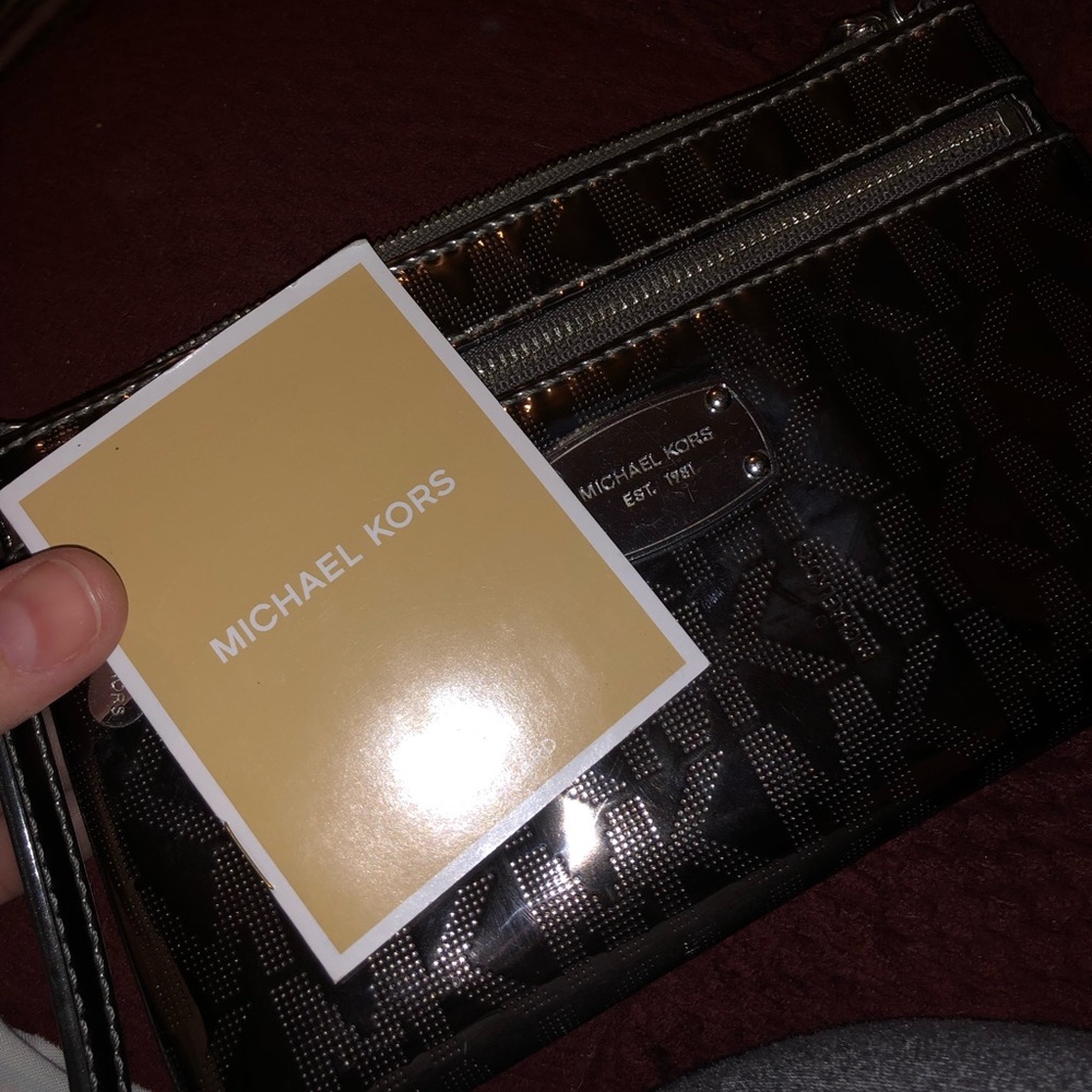 Michael Kors wristlet